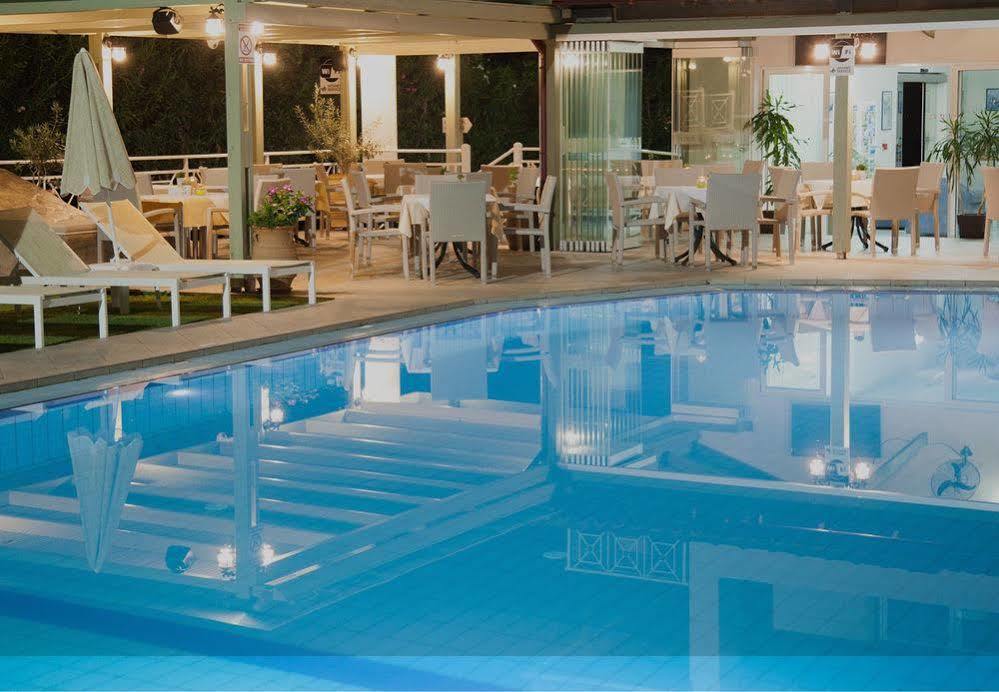 Apartamento Blue Sky Agia Marina Exterior foto